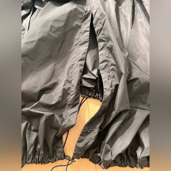 NWOT - Aakasha Hooded Maxi Raincoat Size M - Picture 13 of 16